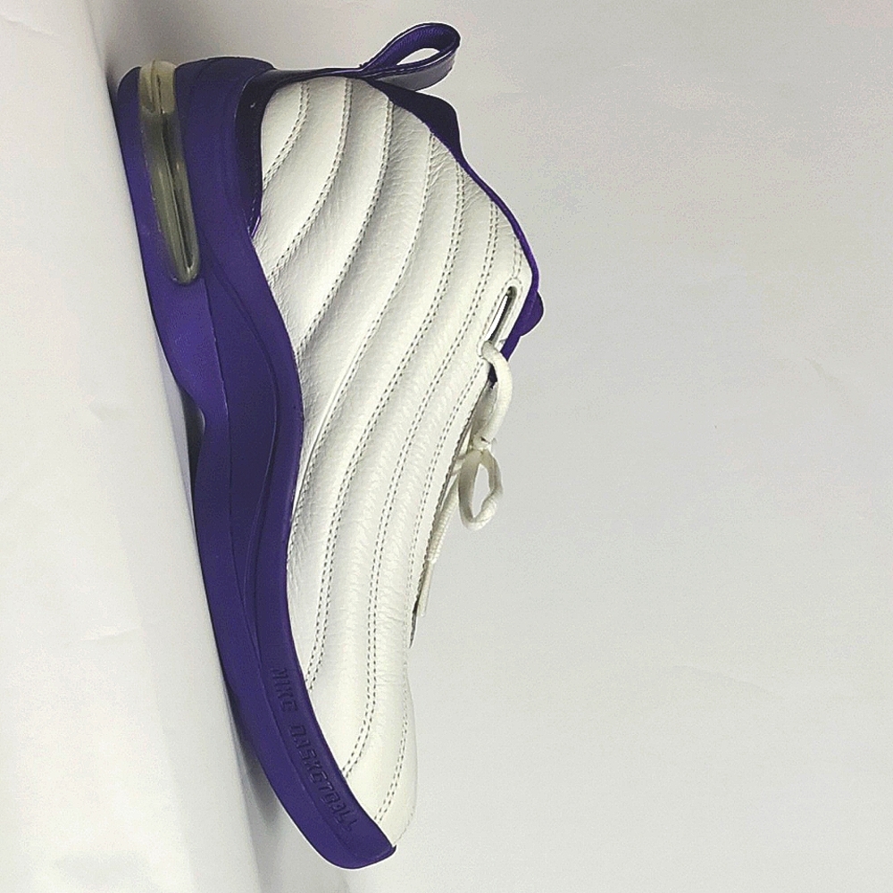 2002 Nike Air Max Chosen